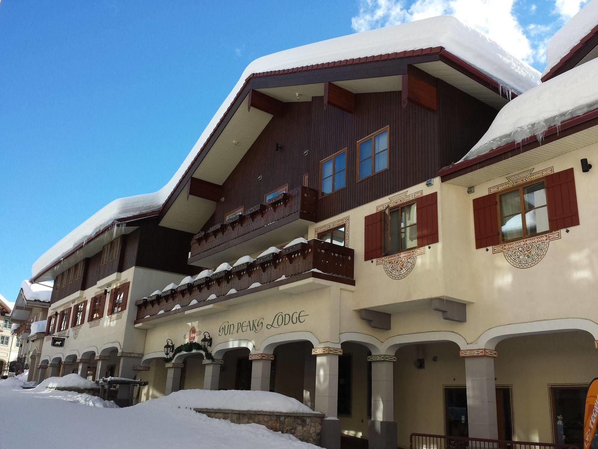 Sun Peaks Lodge Exterior foto